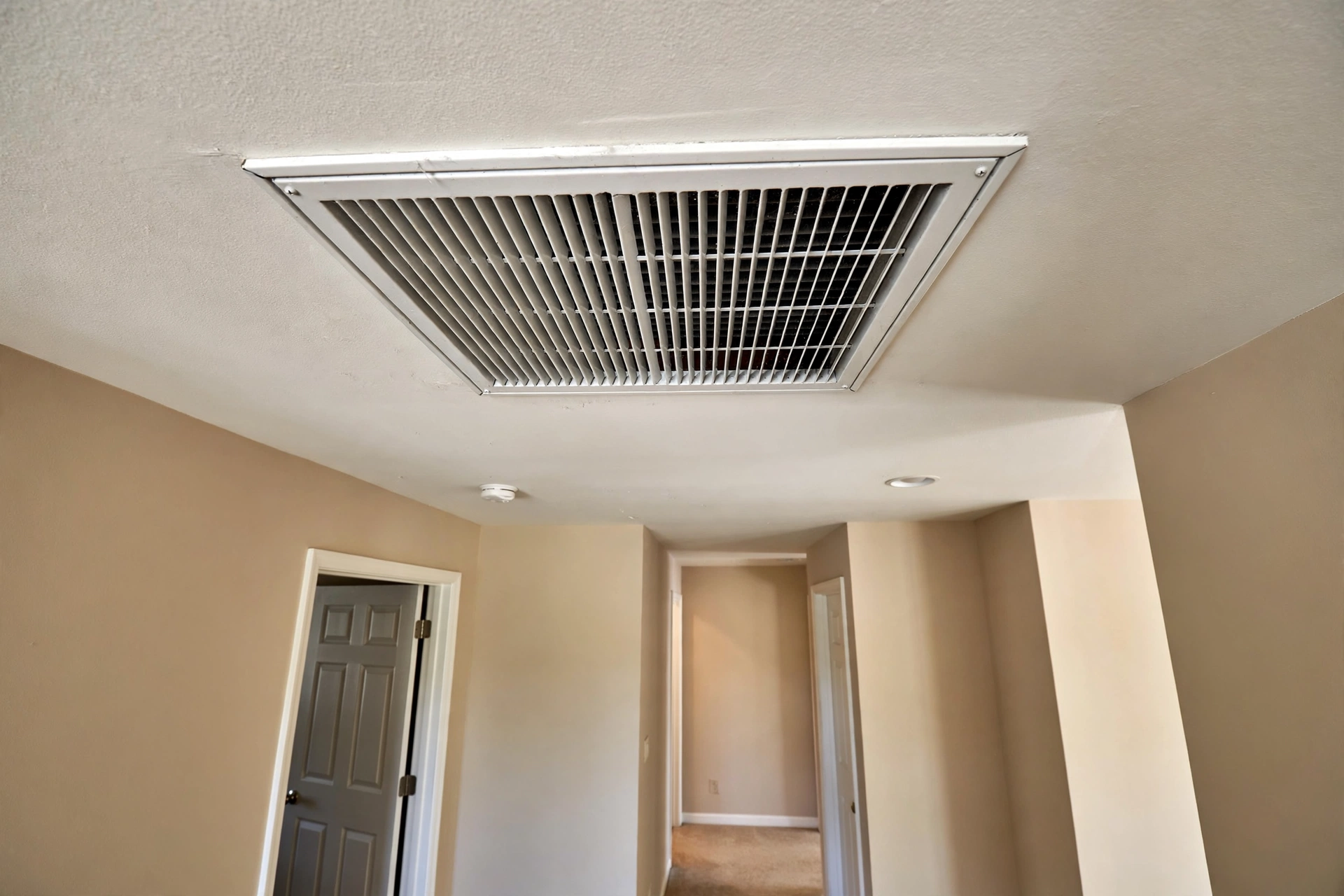 Duct register ceiling for furnace service in Leesburg VA